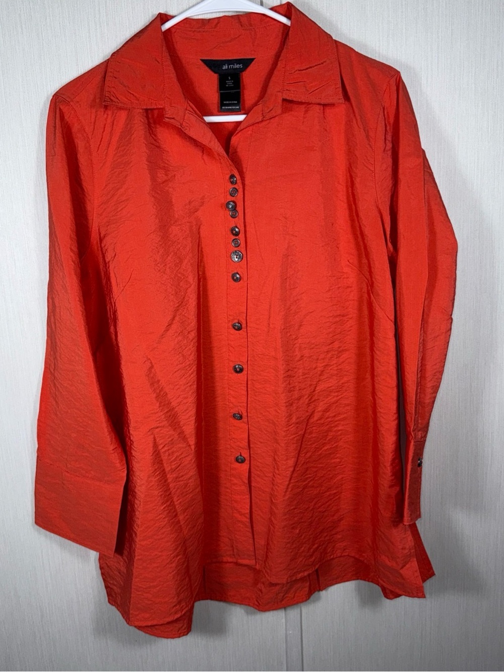 Ali Miles Bright Red Button-Front Women's Shirt